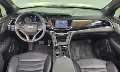 XT6