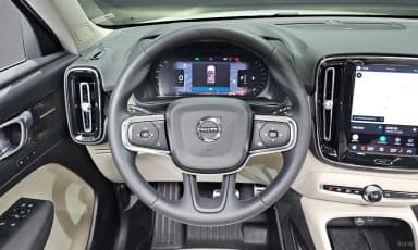 XC40