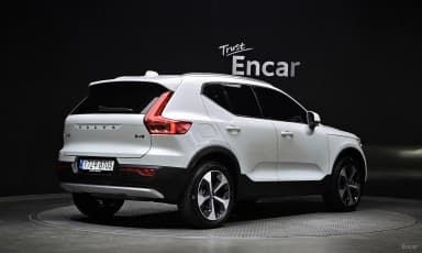 XC40