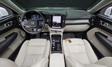 XC40