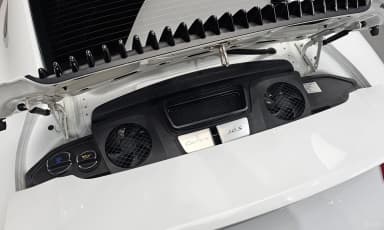 910
