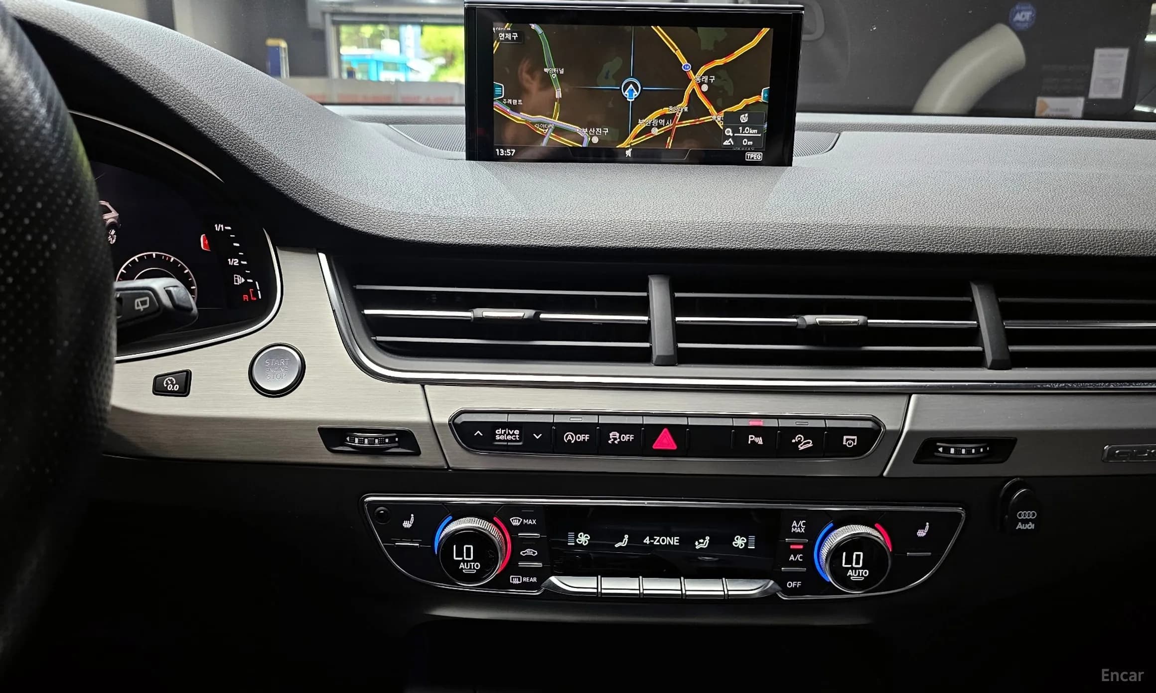 Q7 (4M)
