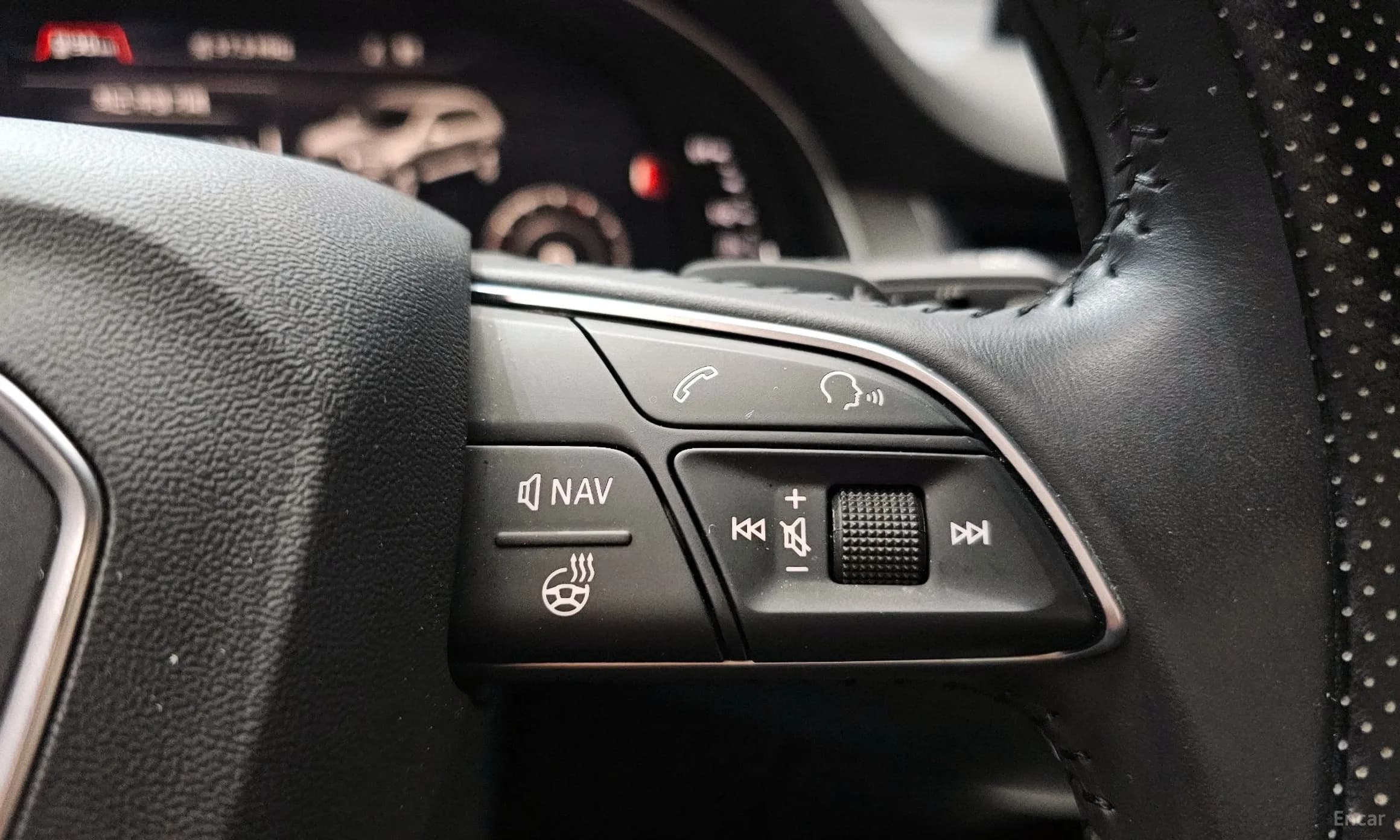 Q7 (4M)