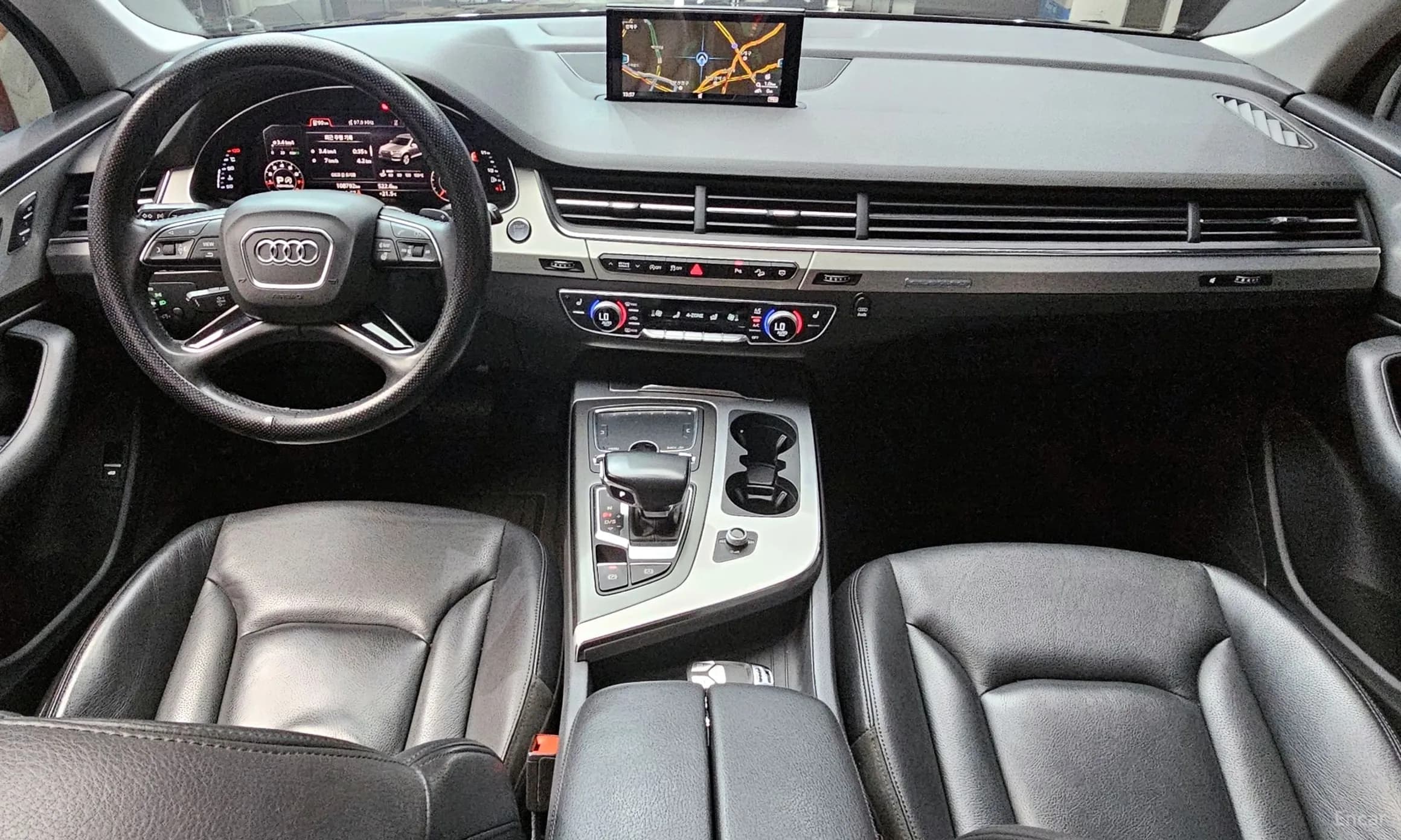 Q7 (4M)