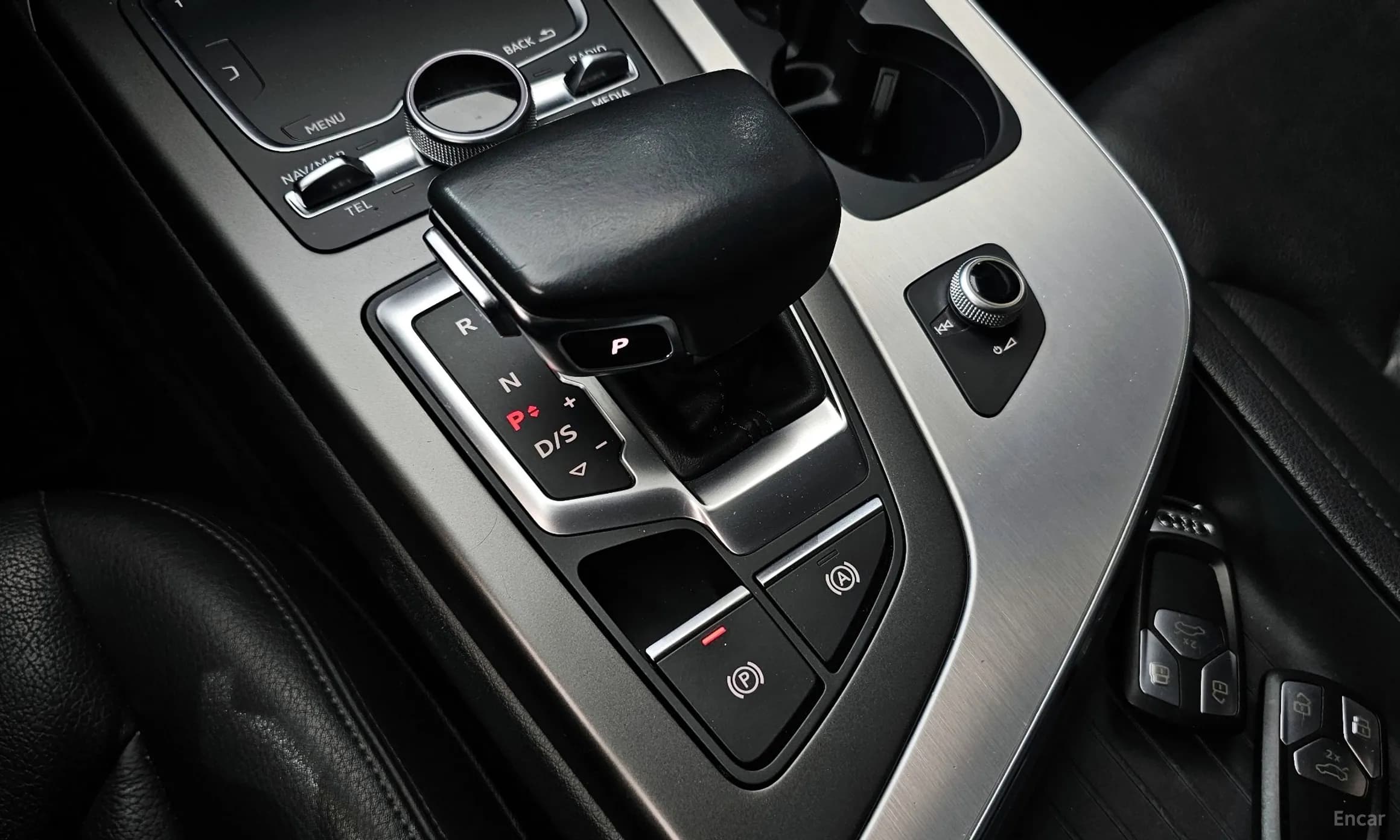 Q7 (4M)