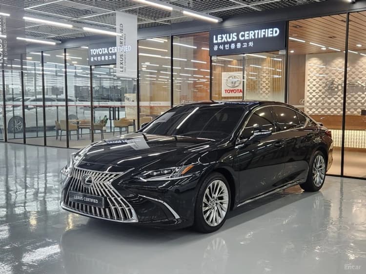 ES300h 7th Generation