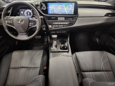 ES300h 7th Generation
