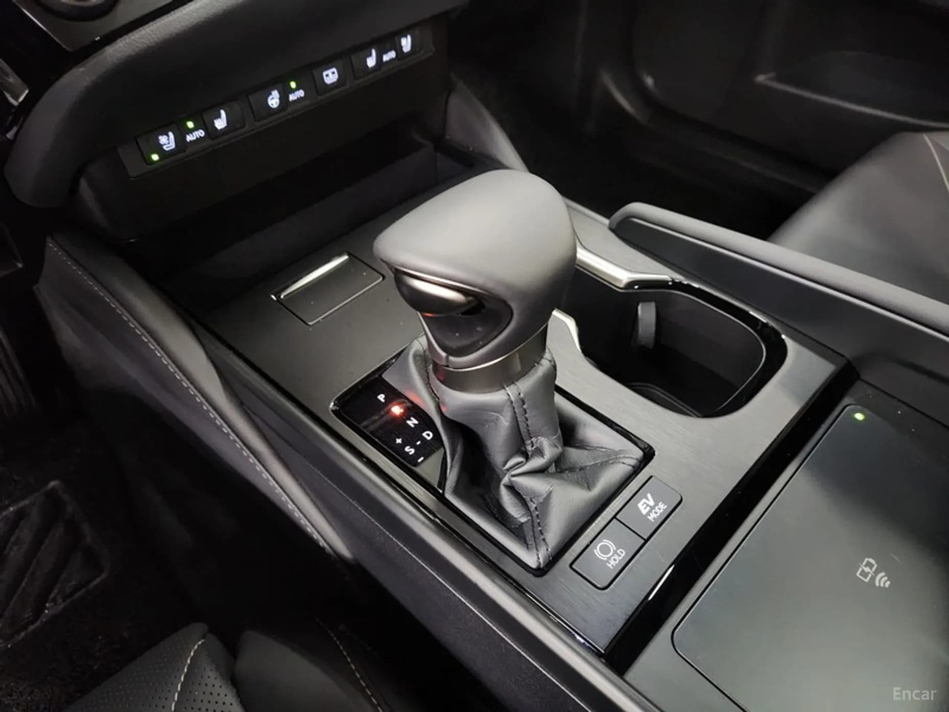 ES300h 7th Generation