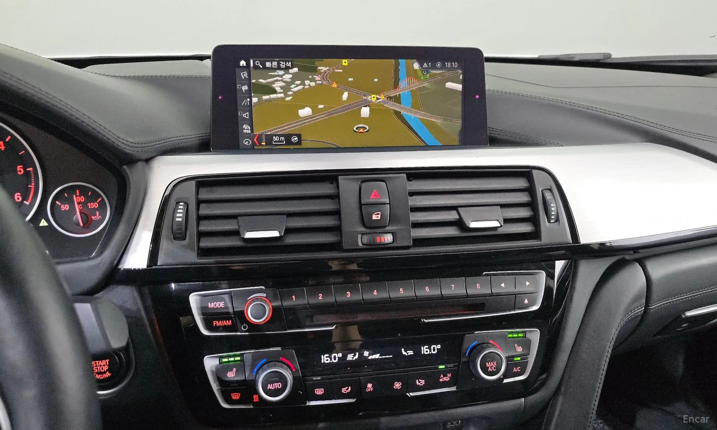 Series 4 (F32)