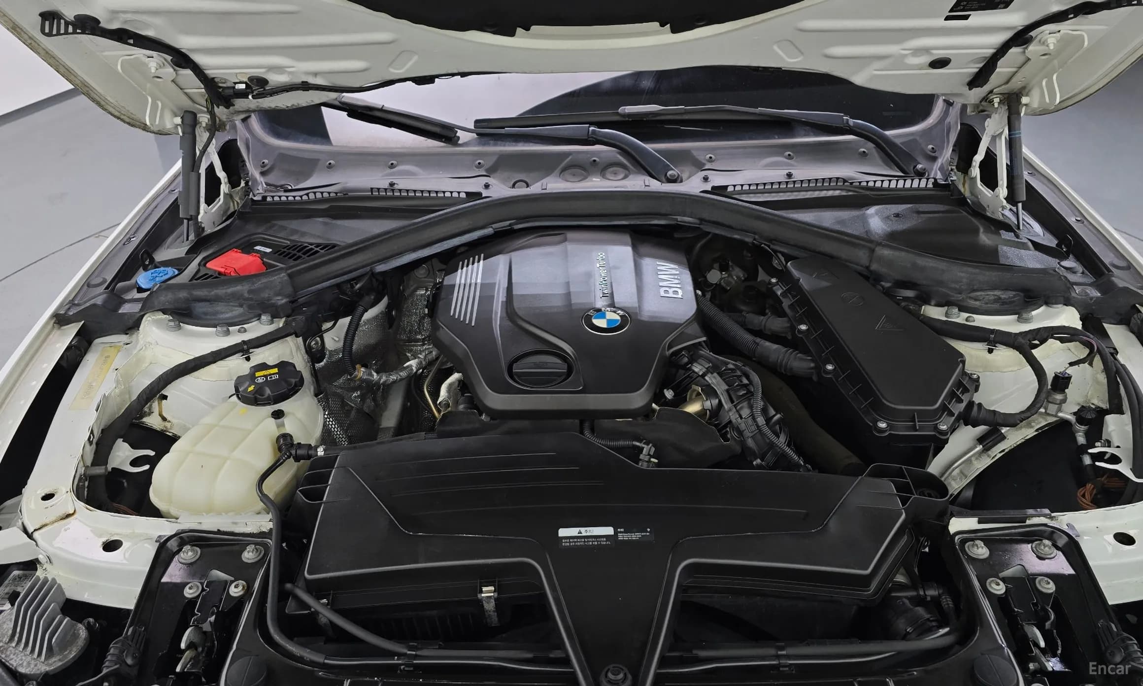 Series 4 (F32)