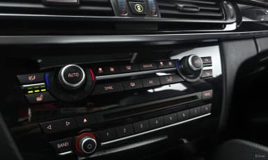 X6 (F16)