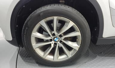X6 (F16)