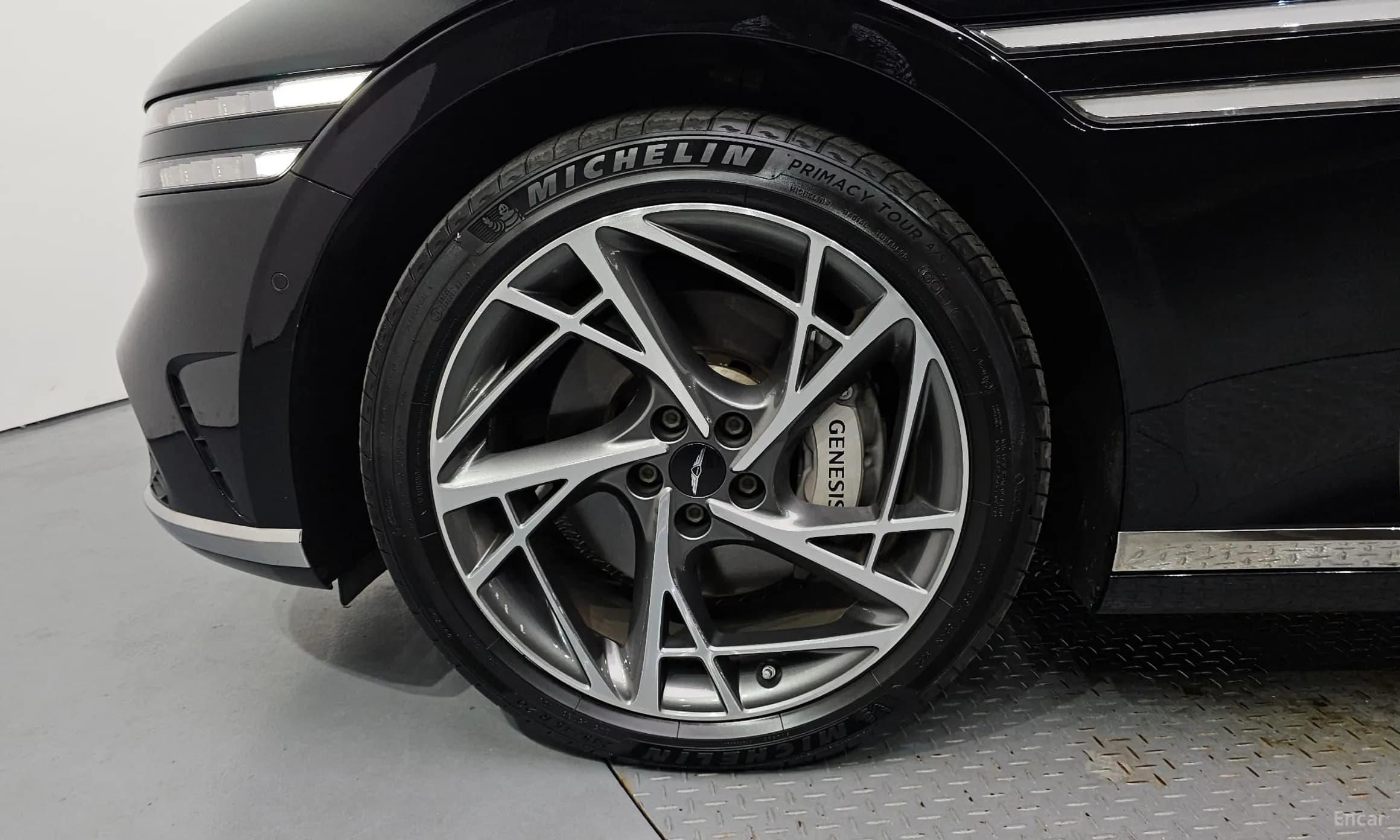 G90 (RS4)