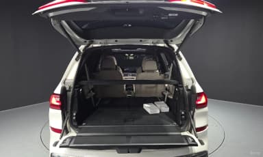 X7 (G07)