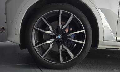 X7 (G07)