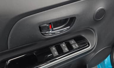 Prius C