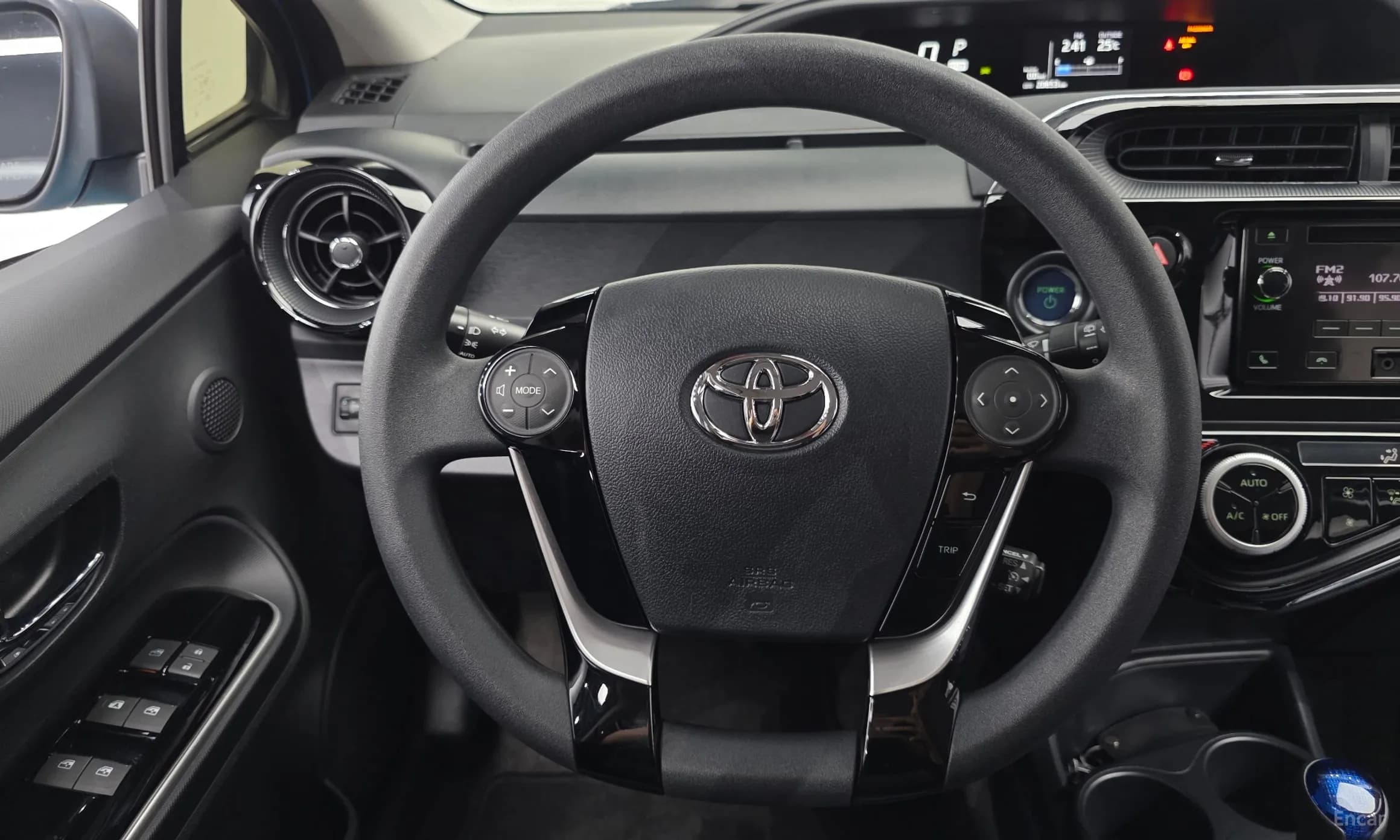 Prius C