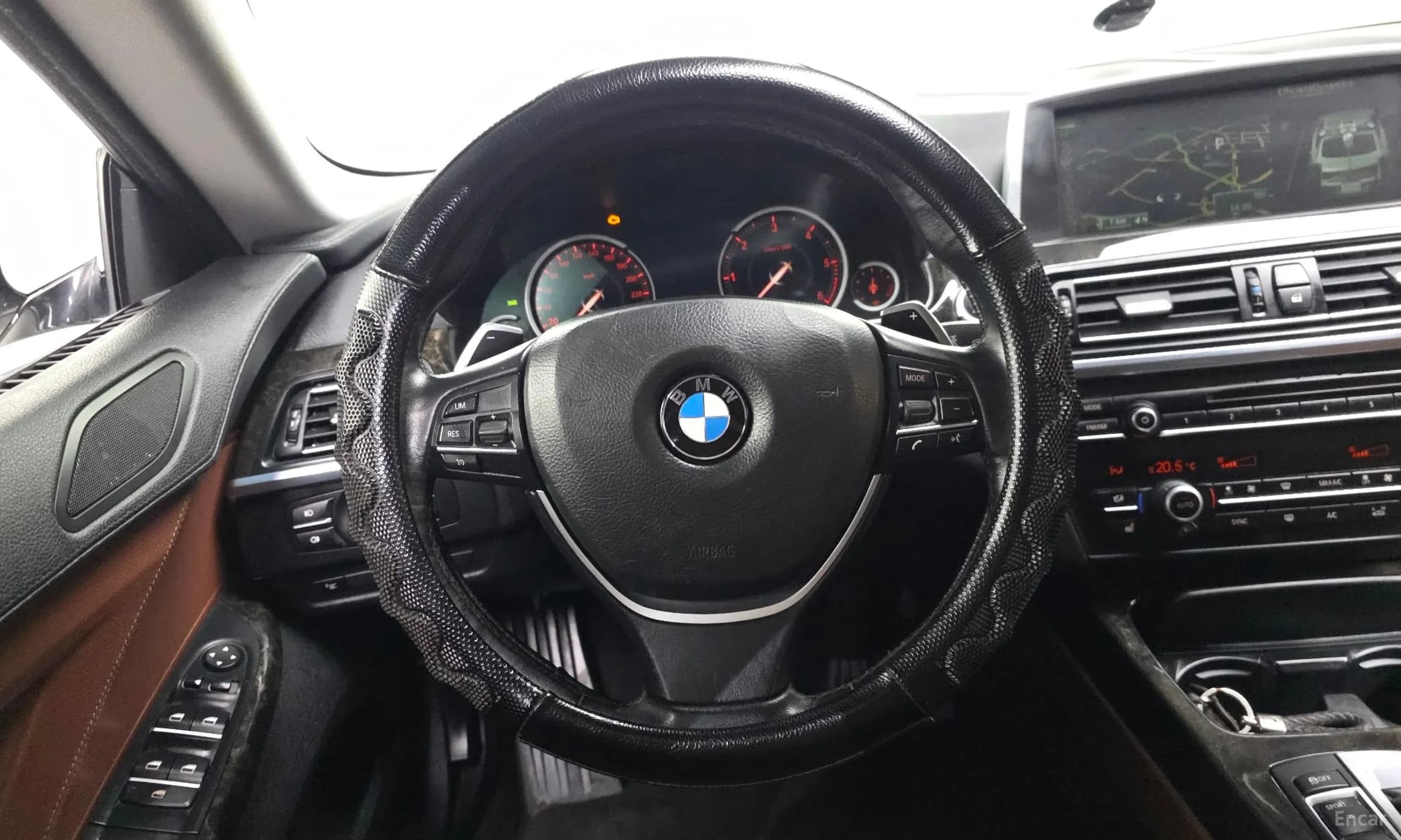 6 Series (F12)