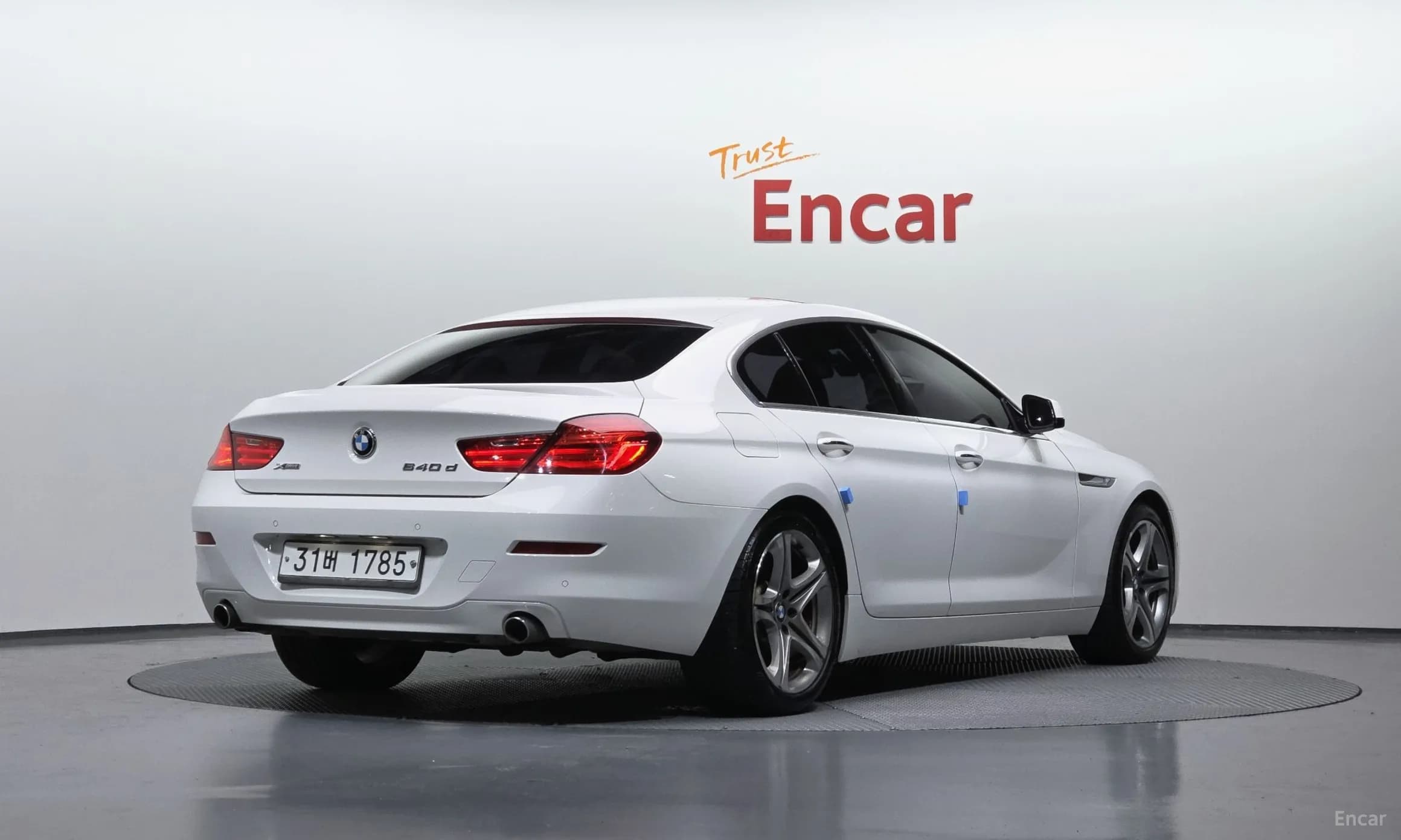 6 Series (F12)