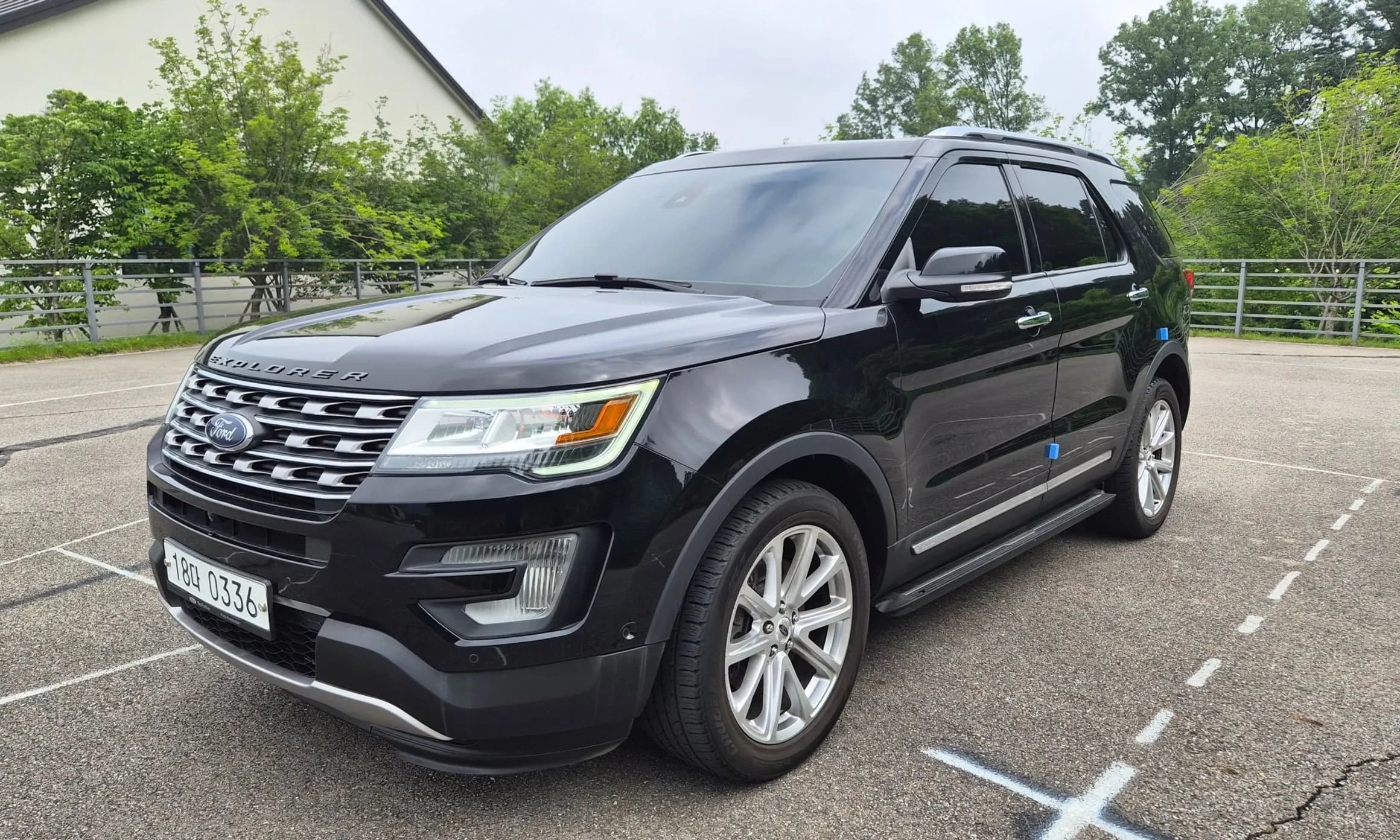 Explorer