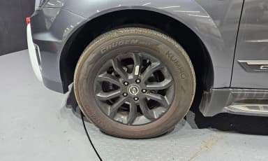 Korando Sports