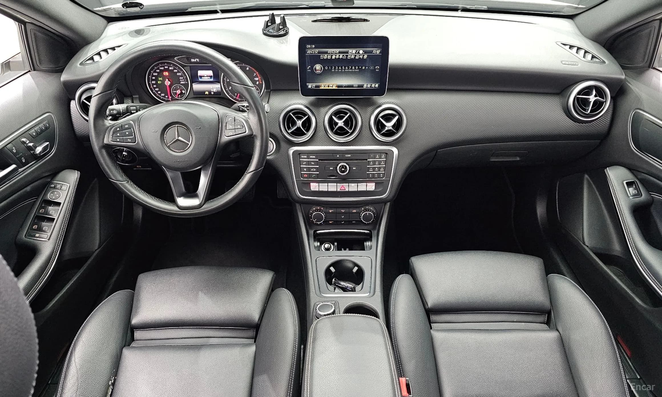 A-Class W176