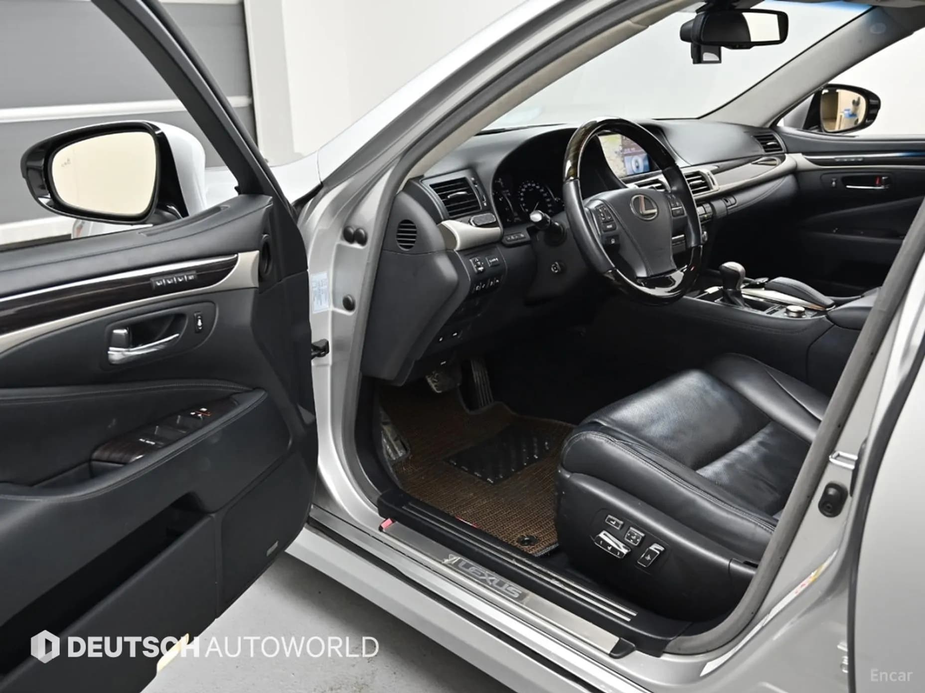LS460