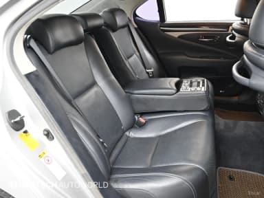 LS460