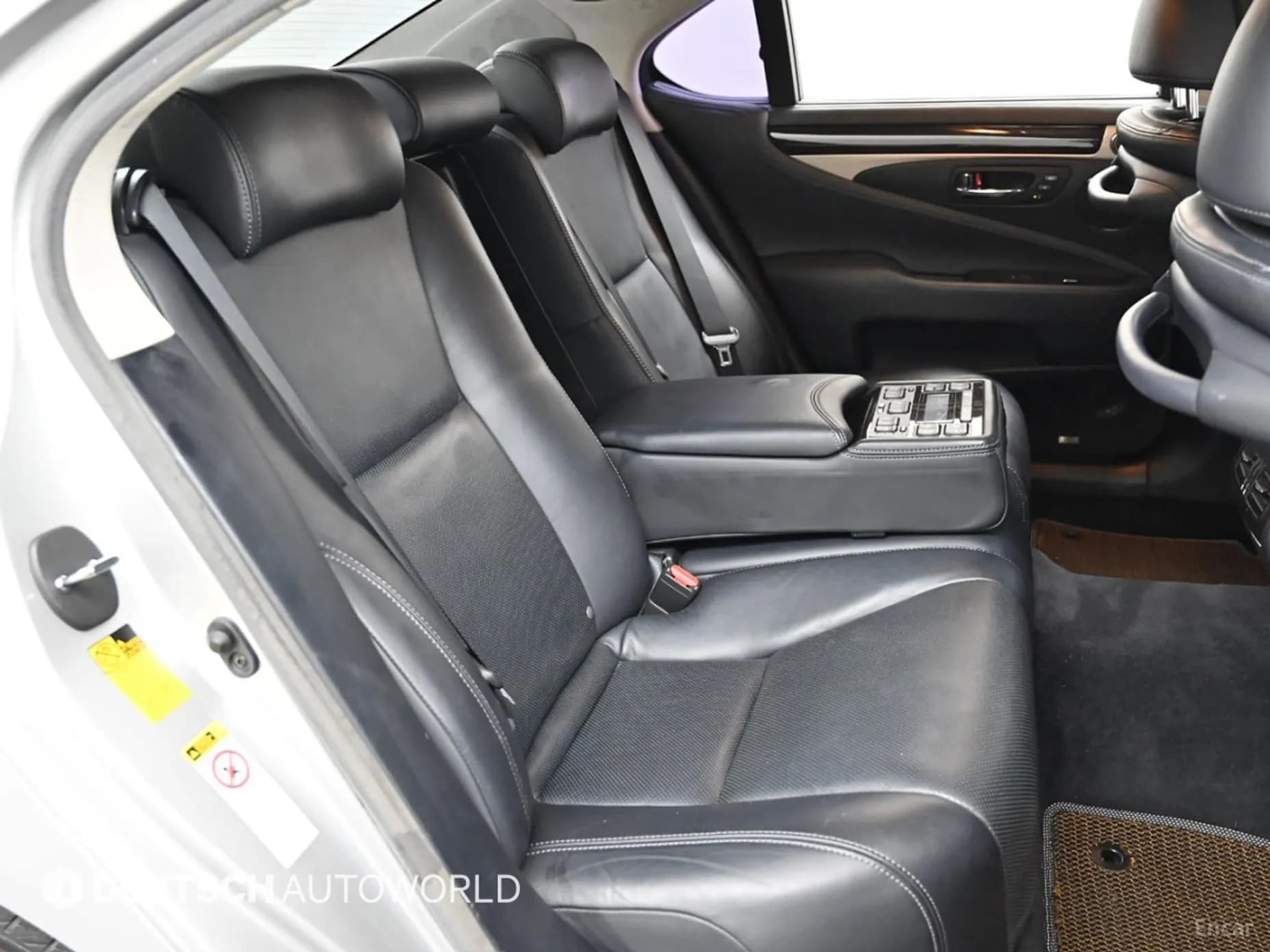 LS460