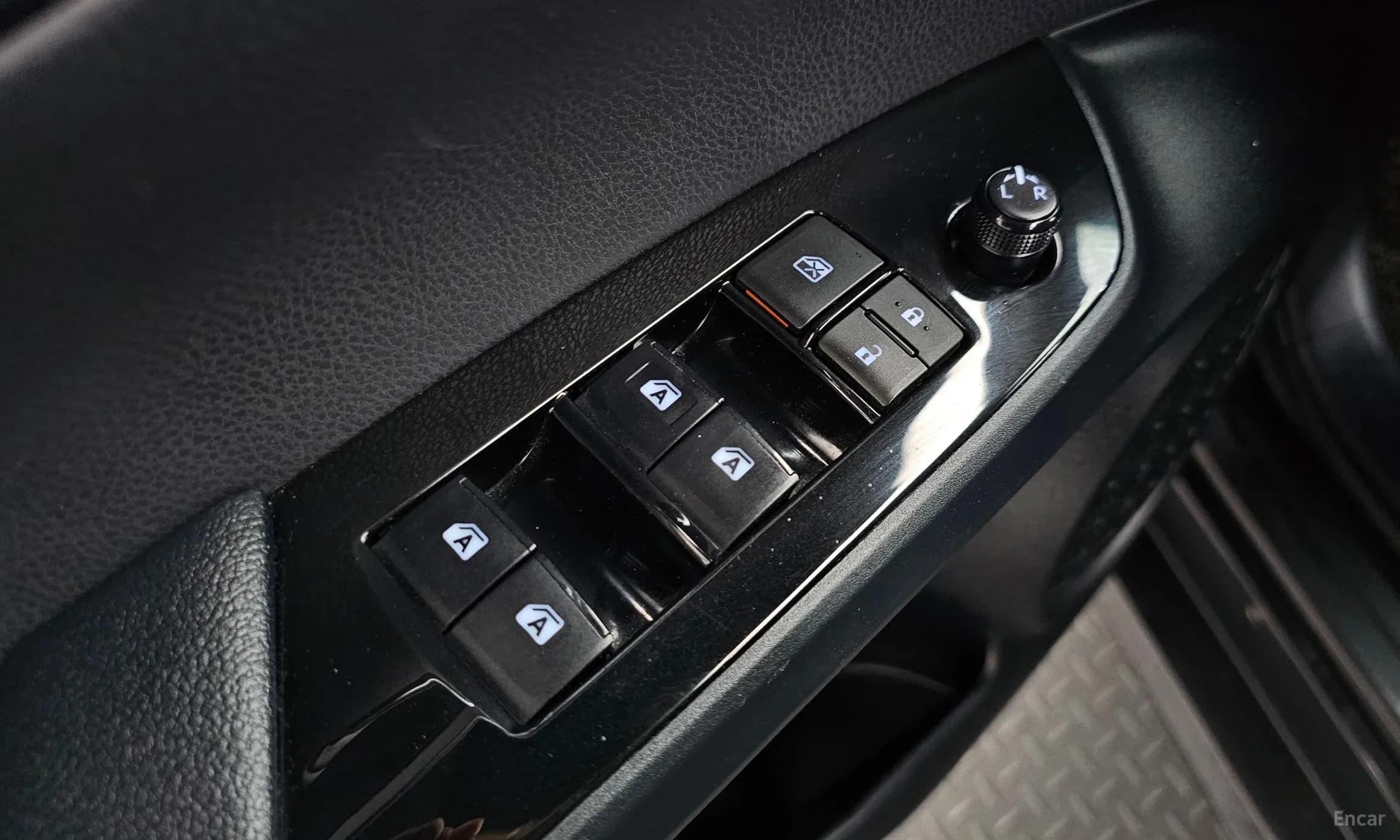 Prius 4th Generation