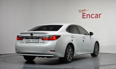 New ES350