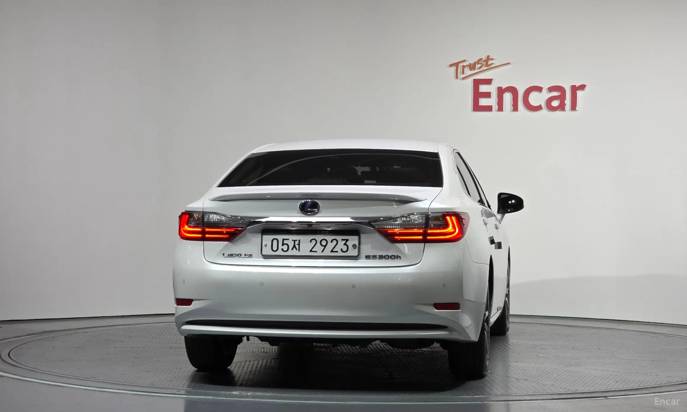 New ES350