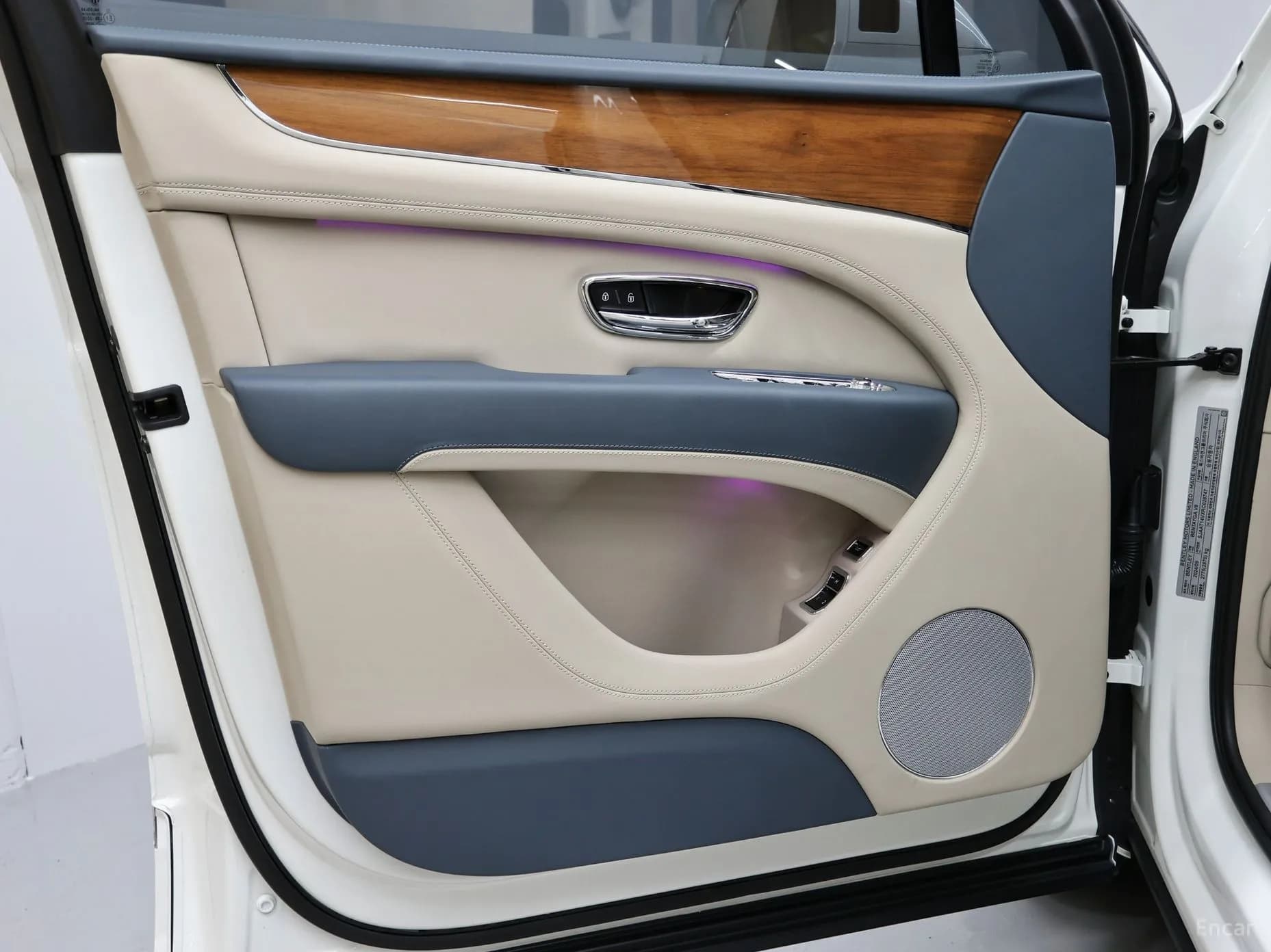 Bentayga