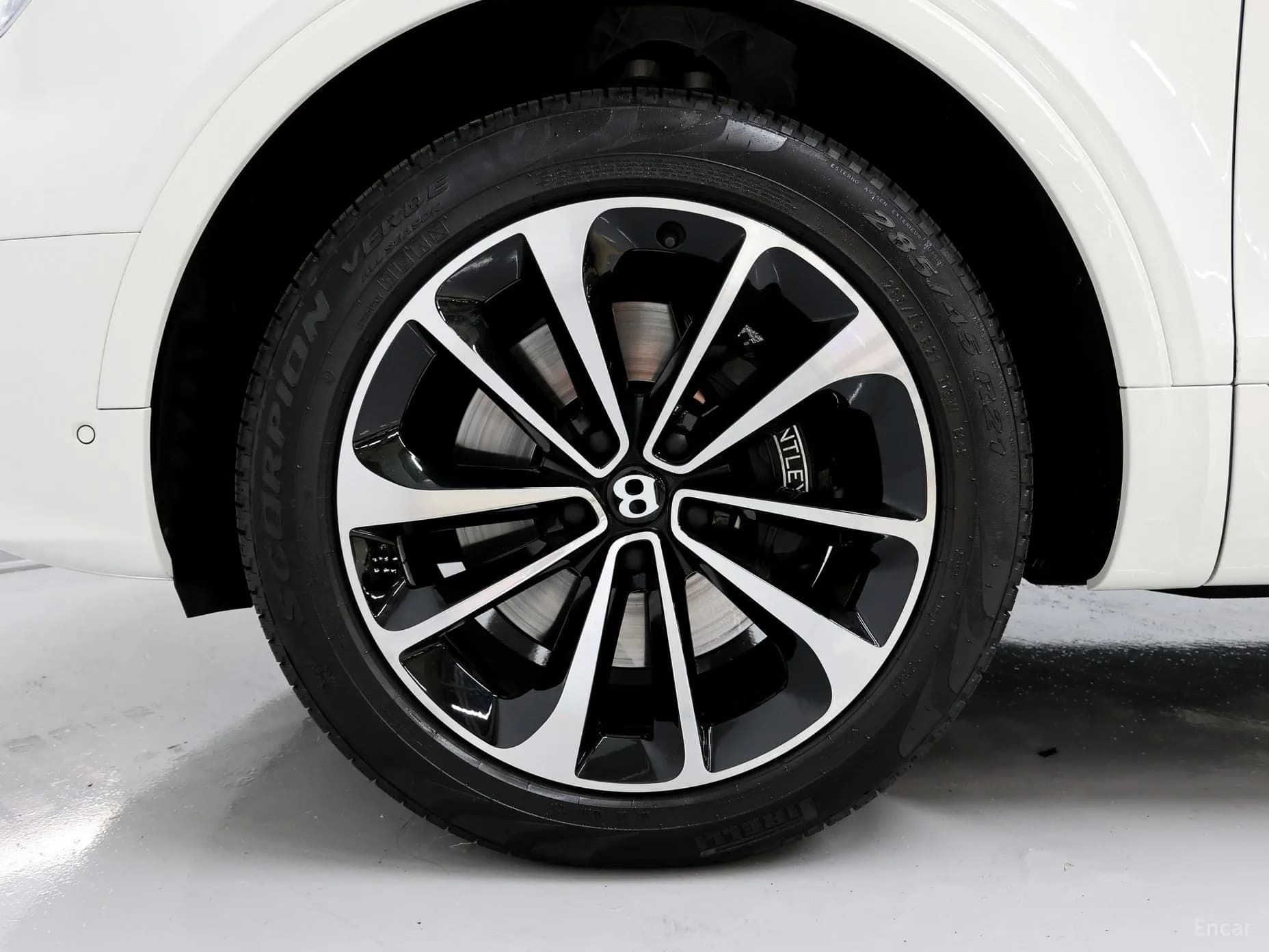 Bentayga