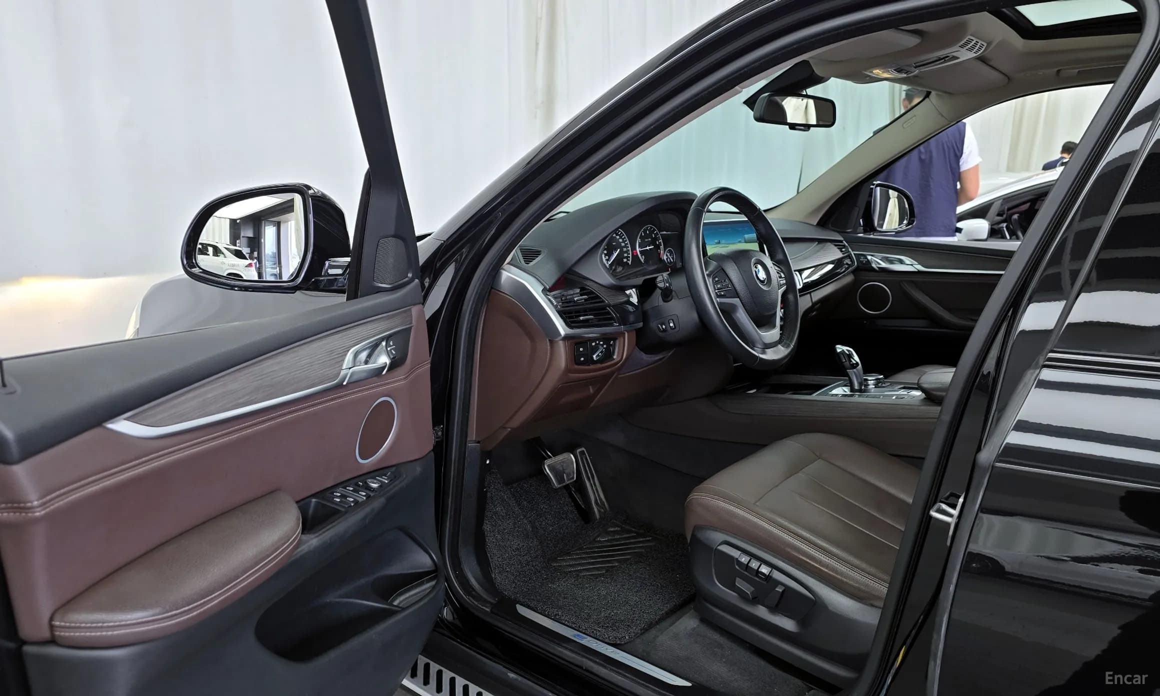 X5 (F15)
