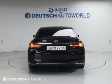 ES300h 7th Generation