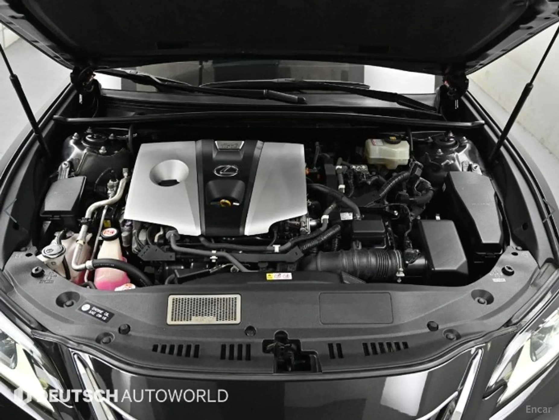 ES300h 7th Generation