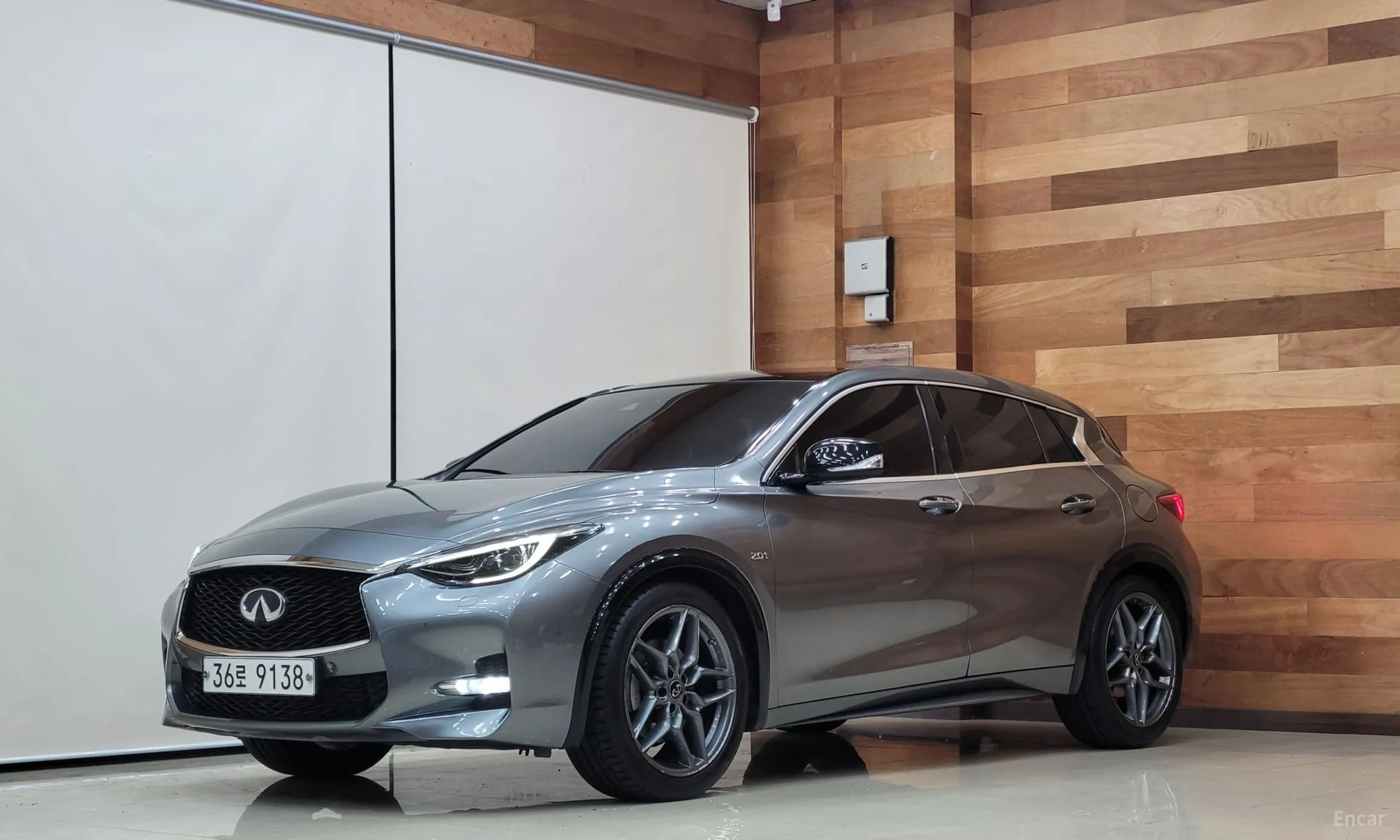 Q30