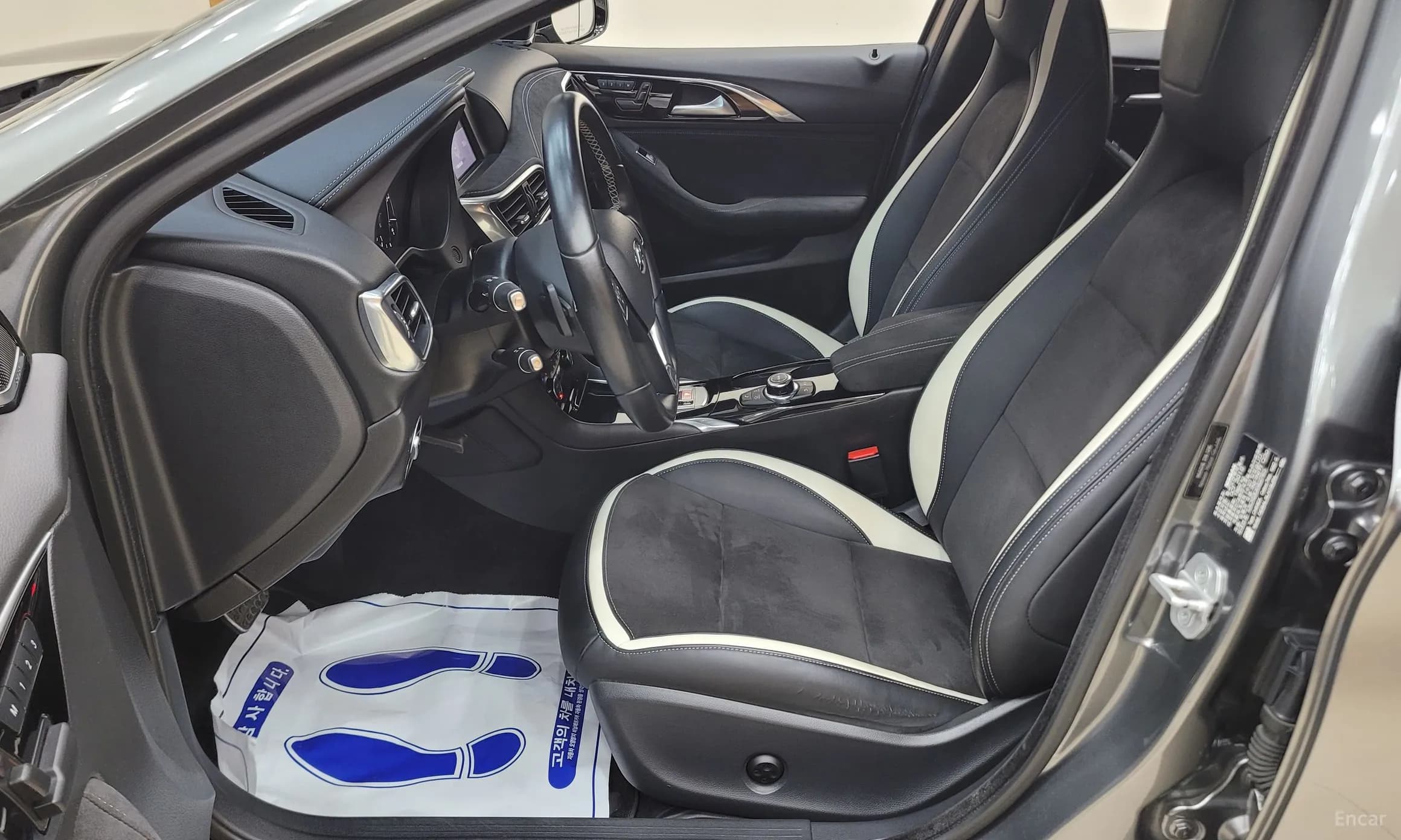 Q30