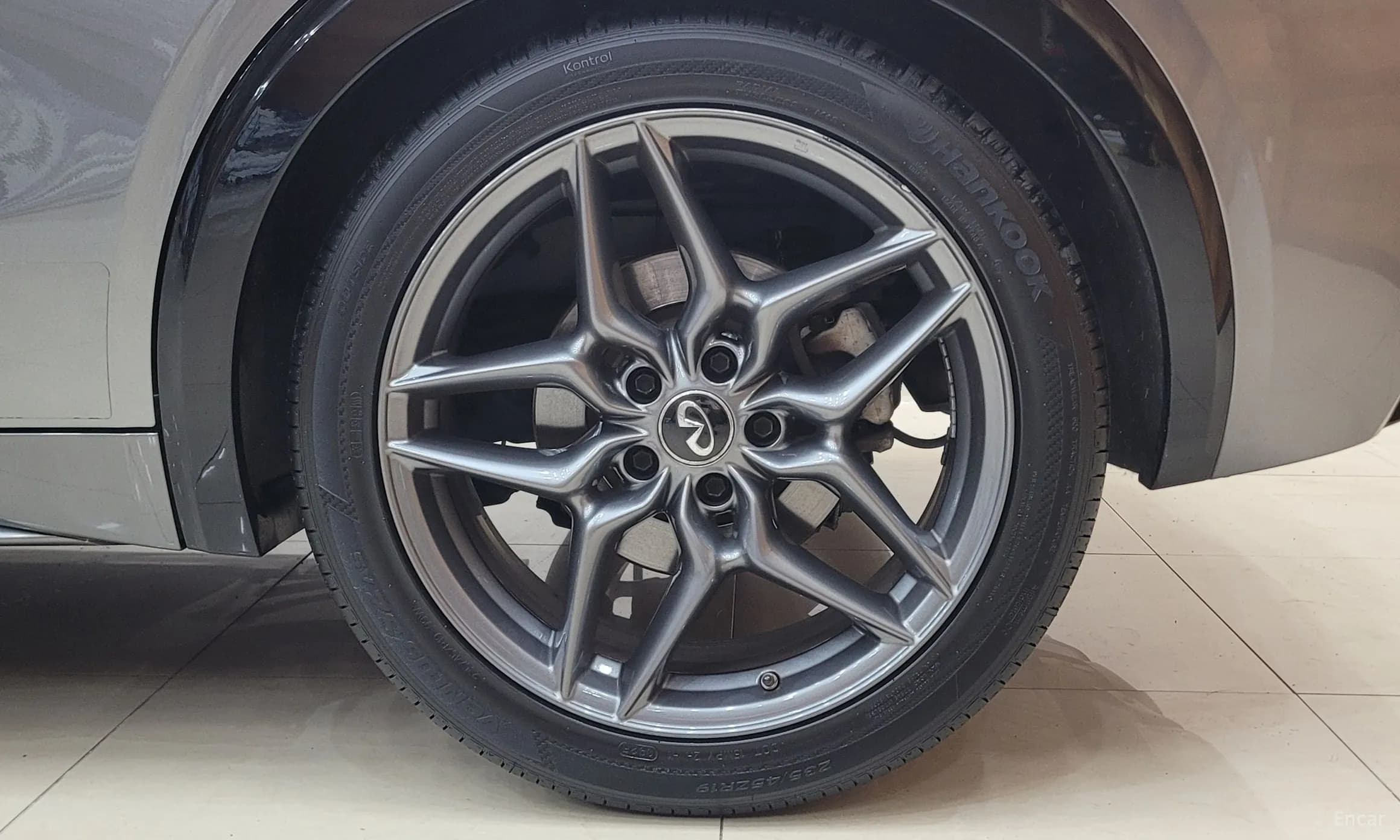 Q30