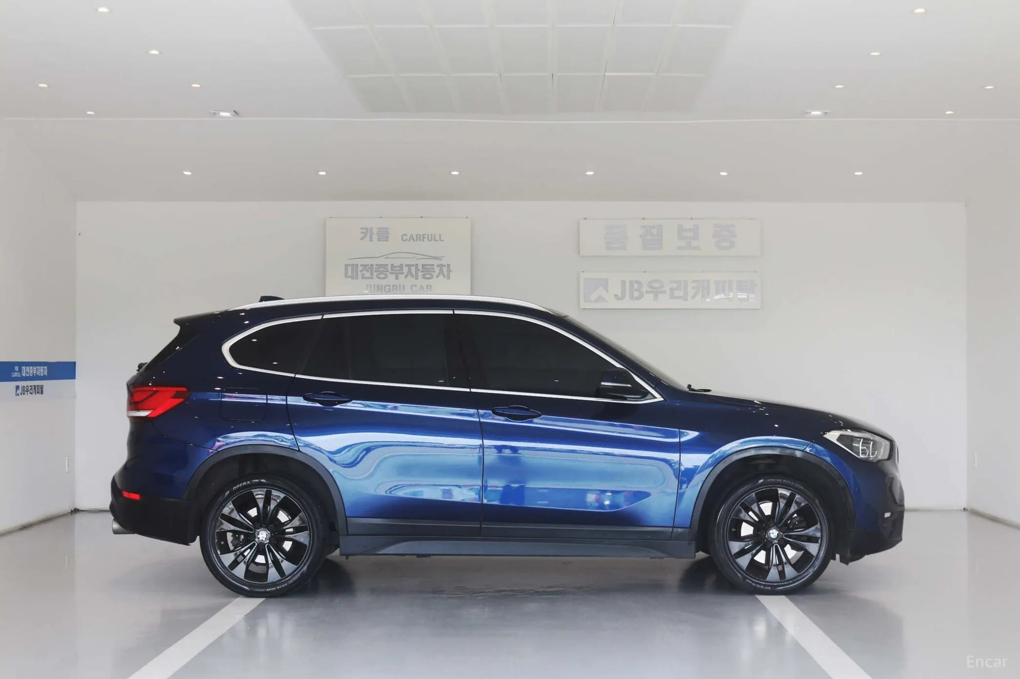 X1 (F48)