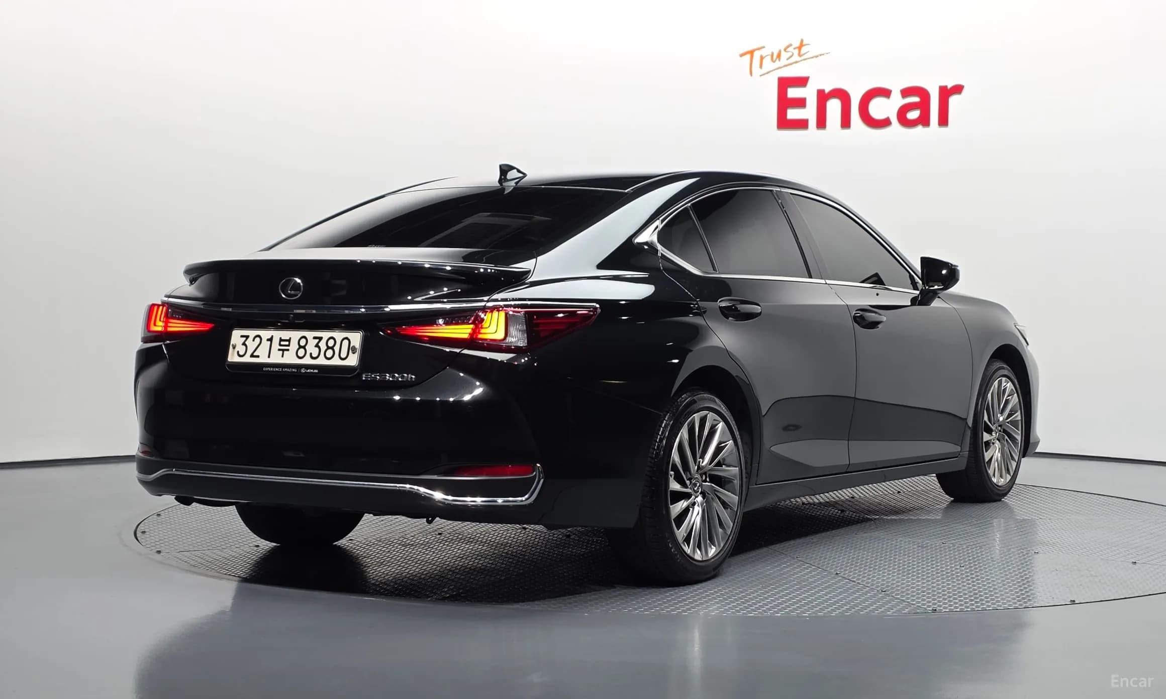 ES300h 7th Generation