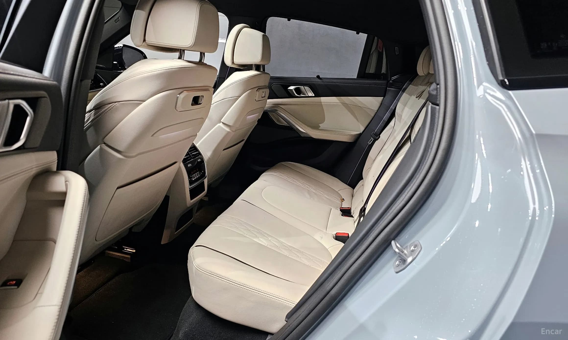 X6 (G06)