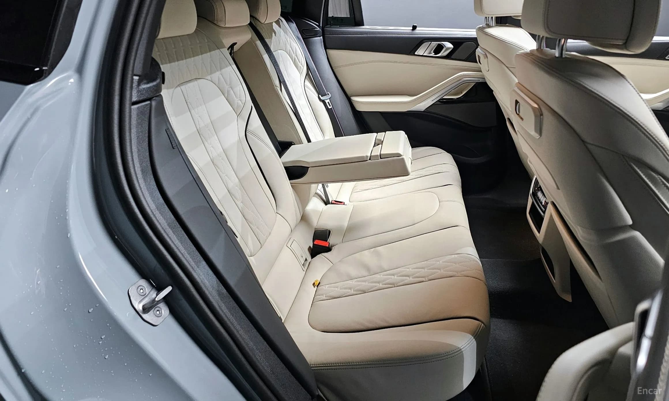 X6 (G06)