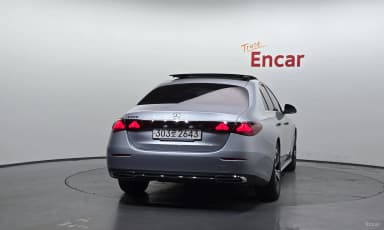 E-Class W214
