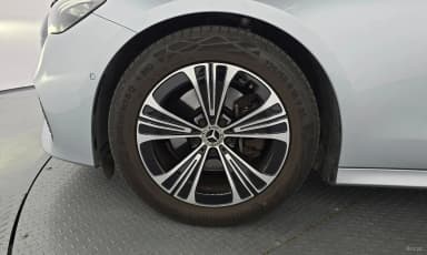 E-Class W214