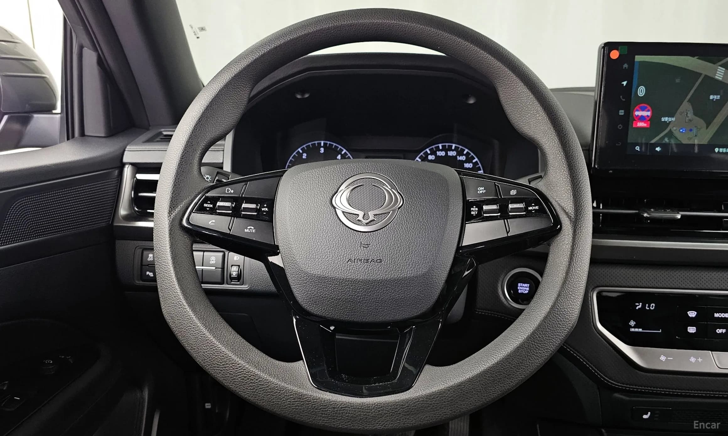 Musso Sport (Q250)