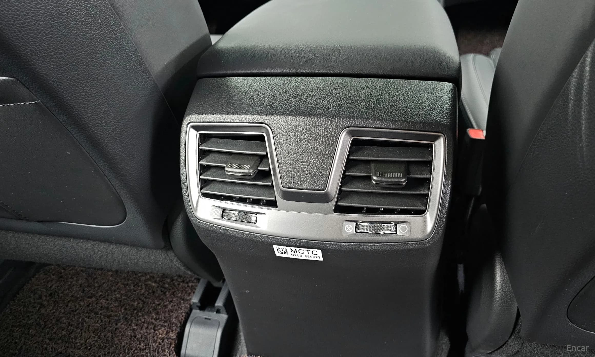 Musso Sport (Q250)
