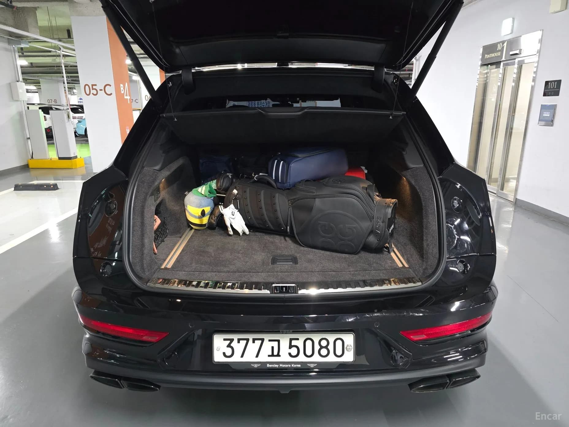 Bentayga