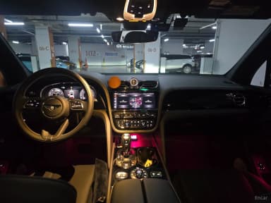 Bentayga